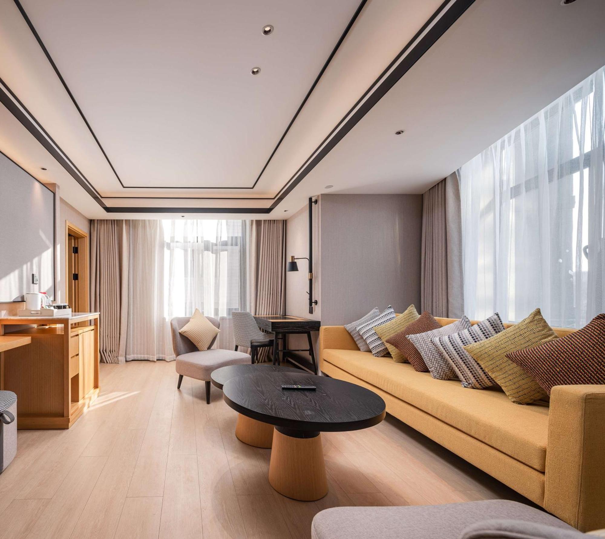Hotel Hilton Garden Temple Of Heaven East Gate Station 4*