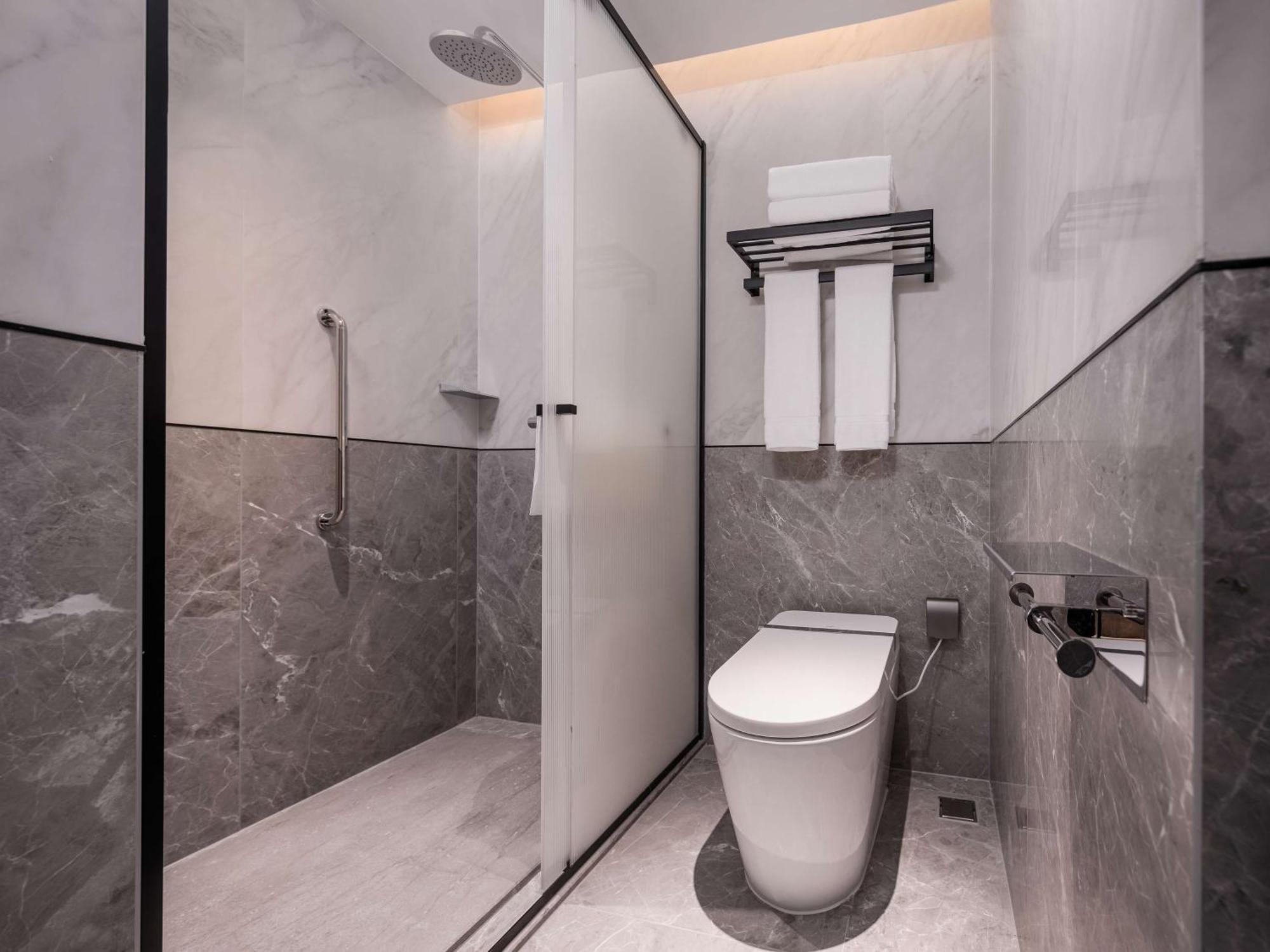 Hotel Hilton Garden Temple Of Heaven East Gate Station Beijing